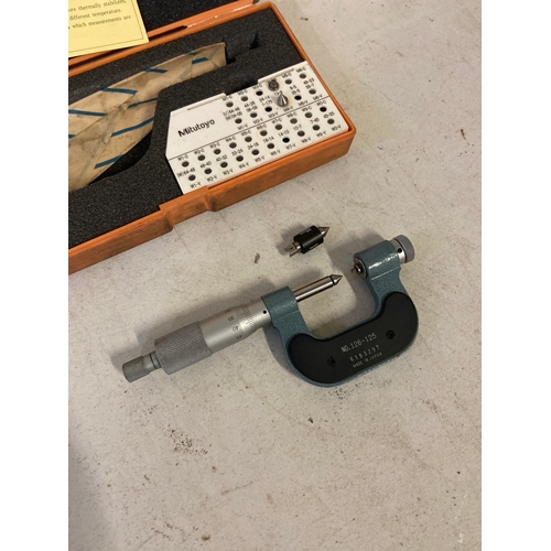 2 - Mitutoyo Series 126-125 interchangeable anvil screw thread micrometer, with a range of 0-25mm and 0.... 