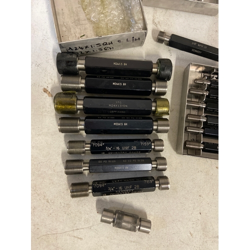 14 - 16x Kennedy engineering thread gauges in three tins. Some new and unused.