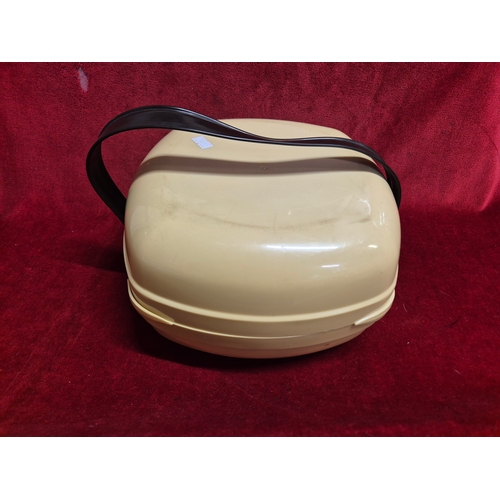 72 - Retro melamine picnic set 'Patioware by Twinco' in carry case with cups, plates, cutlery and cruet s... 