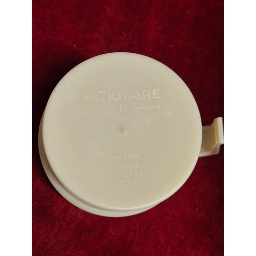 72 - Retro melamine picnic set 'Patioware by Twinco' in carry case with cups, plates, cutlery and cruet s... 