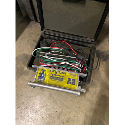Intercomp vehicle scales with ramps. UNTESTED.