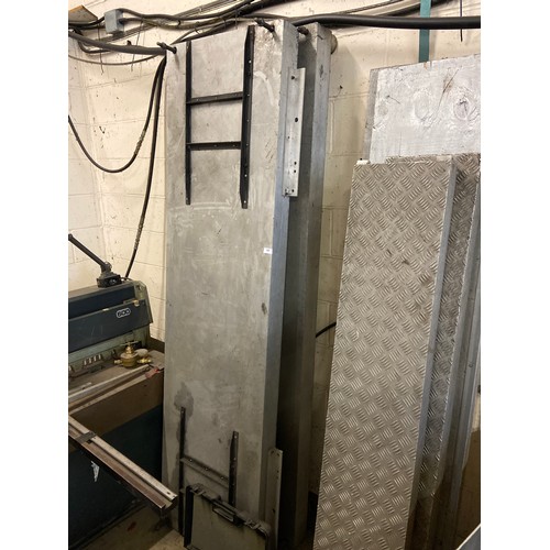 Intercomp vehicle scales with ramps. UNTESTED.