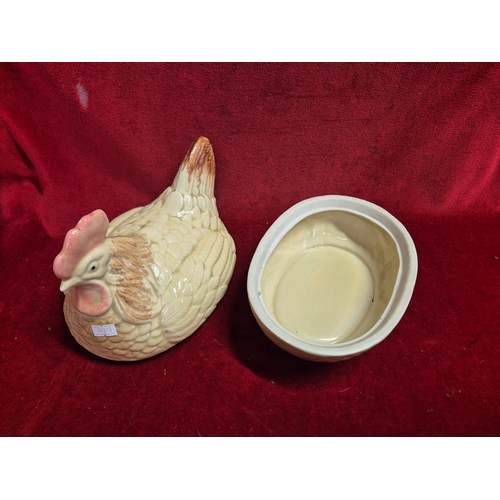 94 - Glazed ceramic chicken crock in cream with 'Japan' stamped underneath