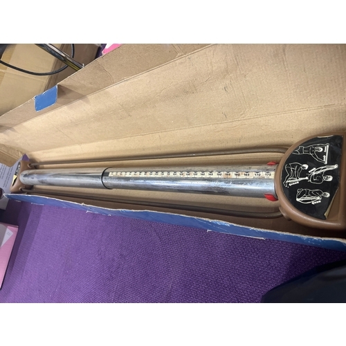 137 - Retro Bullworker with built-in powermeter in original box