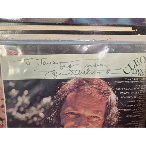 112 - Box of LP and single records to include Dire Straits, Abba, Paul Young, Kate Bush, Paul McCartney Ro... 