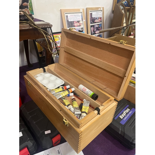 156 - Art lot - wooden art storage chest with contents of oil paints etc, small partitioned box, The Artis... 