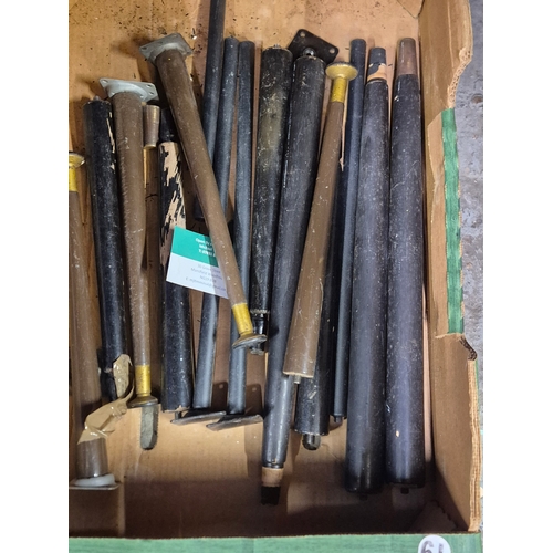 164 - Box of furniture legs