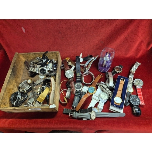 109 - Wooden tray of mixed watches to include Chanel, ID, Accurist, Pulsar plus lots more