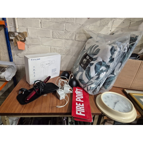 179 - Large mixed lot household and decorative items