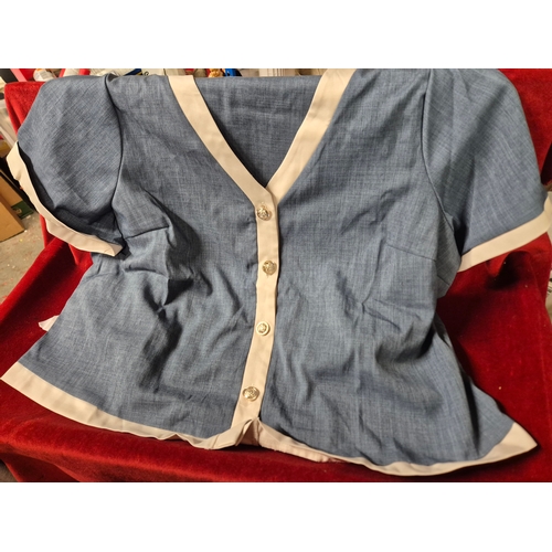 196 - 4 packs of new ladies clothing, size 4XL