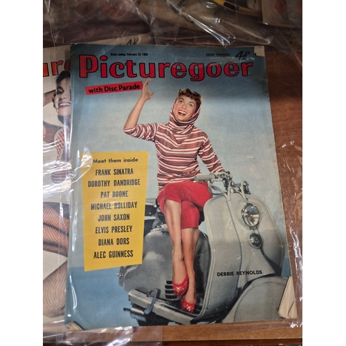 228 - Vintage Picturegoer magazines x 30