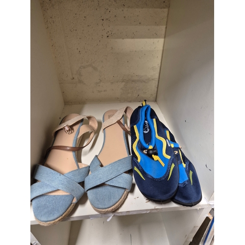 233 - Large quantity of Ladies shoes sizes 4/5/6/7 some never worn