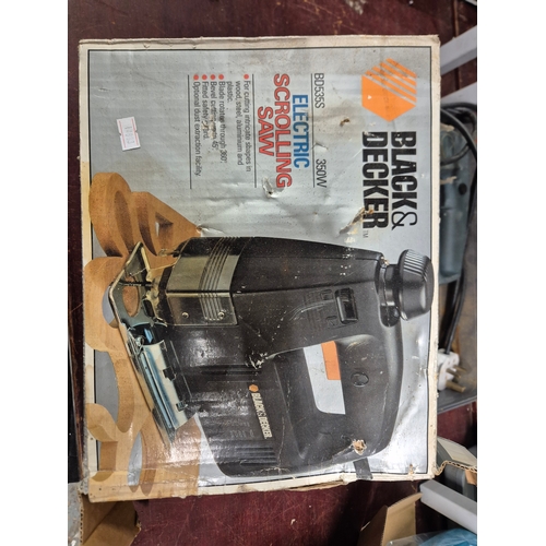 237 - 2 Black & Decker jigsaws, 1 in box and 1 in carry case