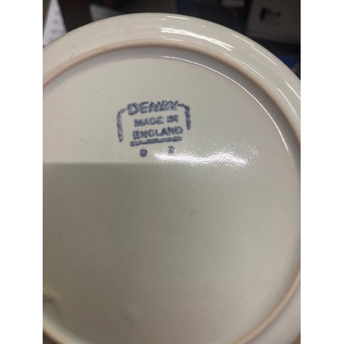 261 - Quantity of Denby oven to table ware  plus large oval plates, dinner plates and side plates in White... 