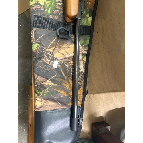 263 - Cross Hatch break barrel air rifle with scope and camouflage bag