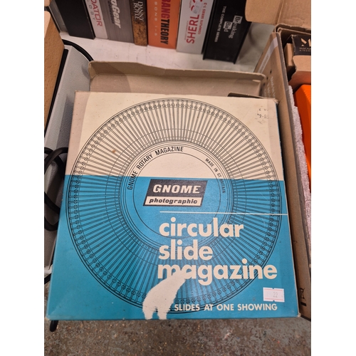 293 - Boots Th125S slide projector with slides