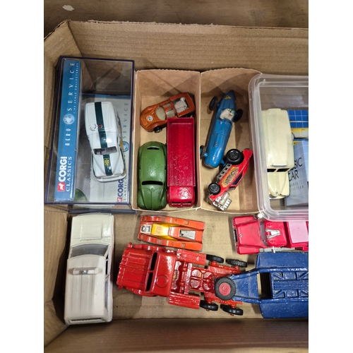 302 - Box of collectors cars and other vehicles to include Corgi, Matchbox, Dinky etc