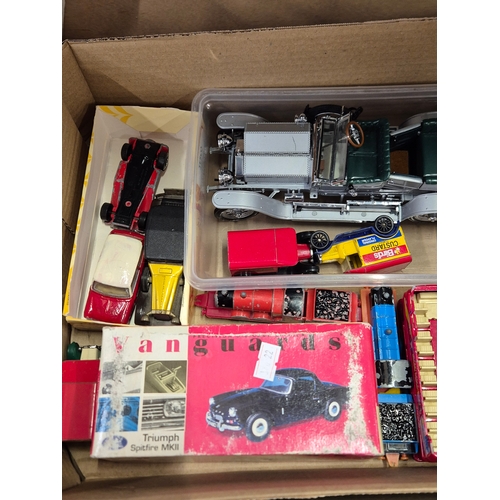 310 - Box of collectors cars and other vehicles to include Corgi, Vanguards, Dinky, Budgie, Franklin Mint ... 