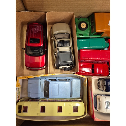 312 - Box of collectors cars and other vehicles to include Corgi, Lledo, Britain's etc