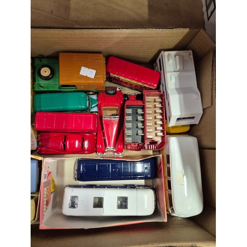312 - Box of collectors cars and other vehicles to include Corgi, Lledo, Britain's etc