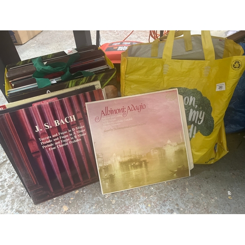 282 - Quantity of LP’s mostly classical