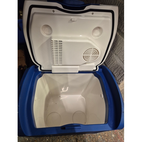 163 - Halfords cool box with in car charger
