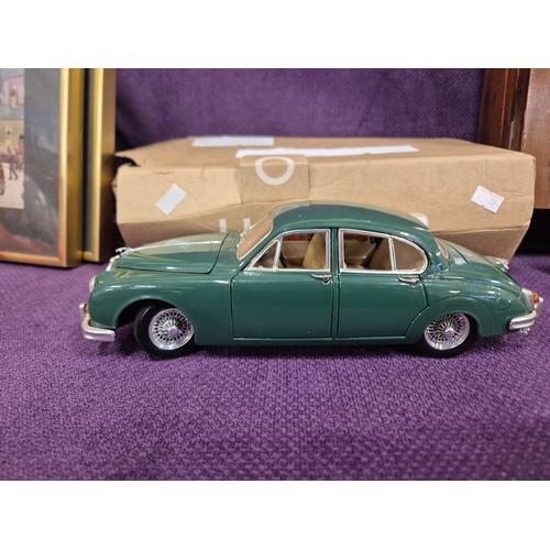 92 - Maisto precision Jaguar XK120 Saloon 1959