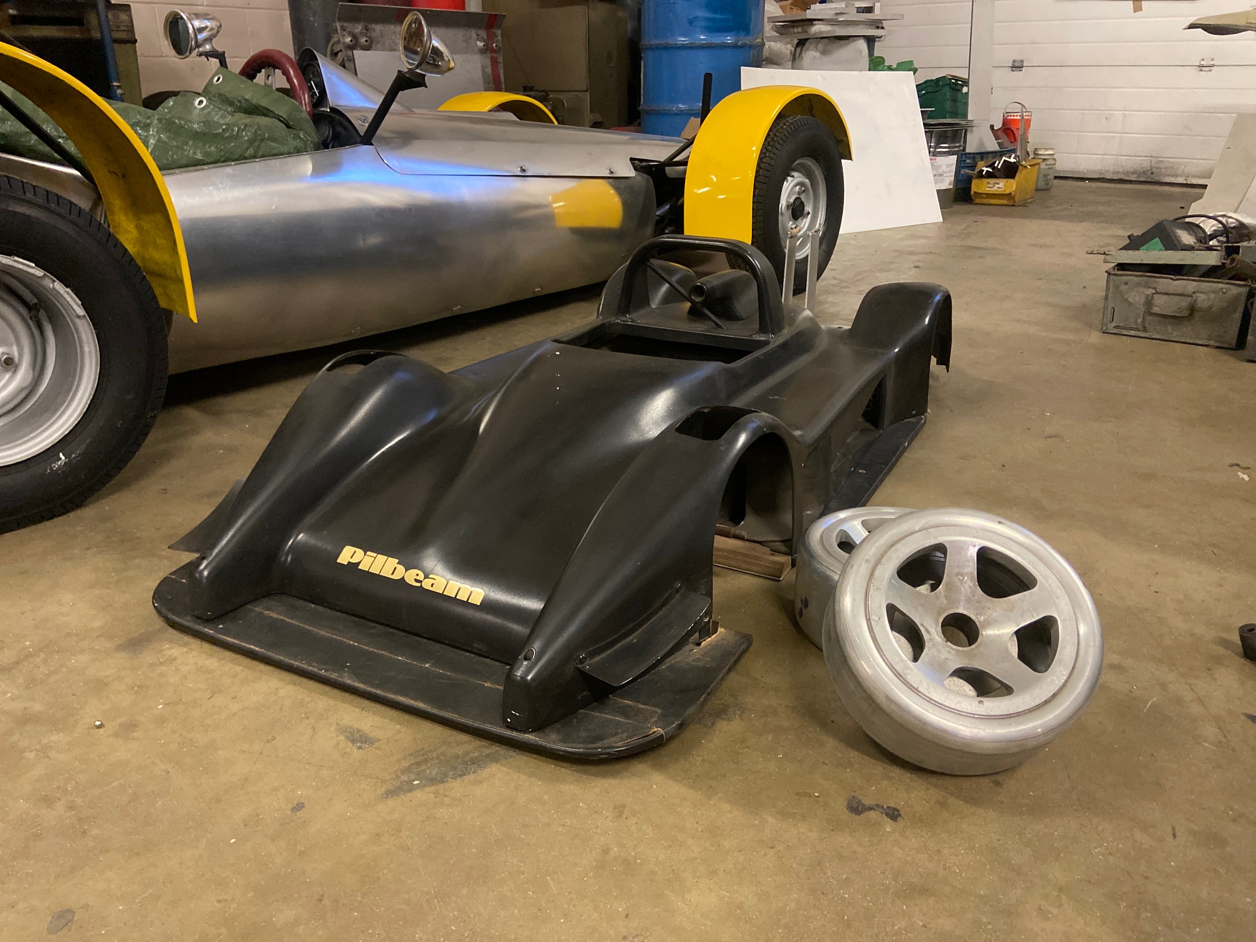 Original Pilbeam racing wind tunnel model of the MP91. Fibreglass body ...