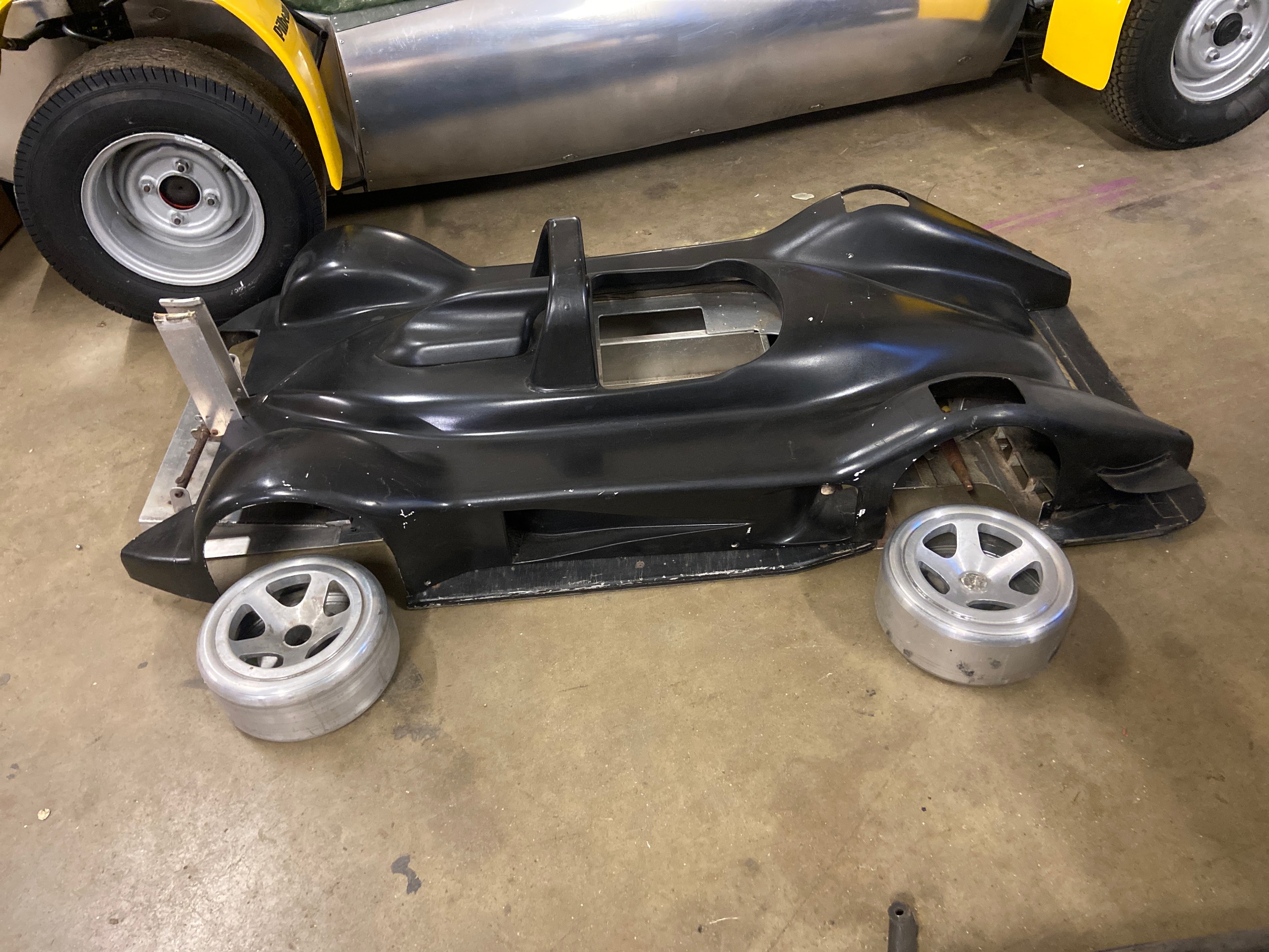 Original Pilbeam racing wind tunnel model of the MP91. Fibreglass body ...