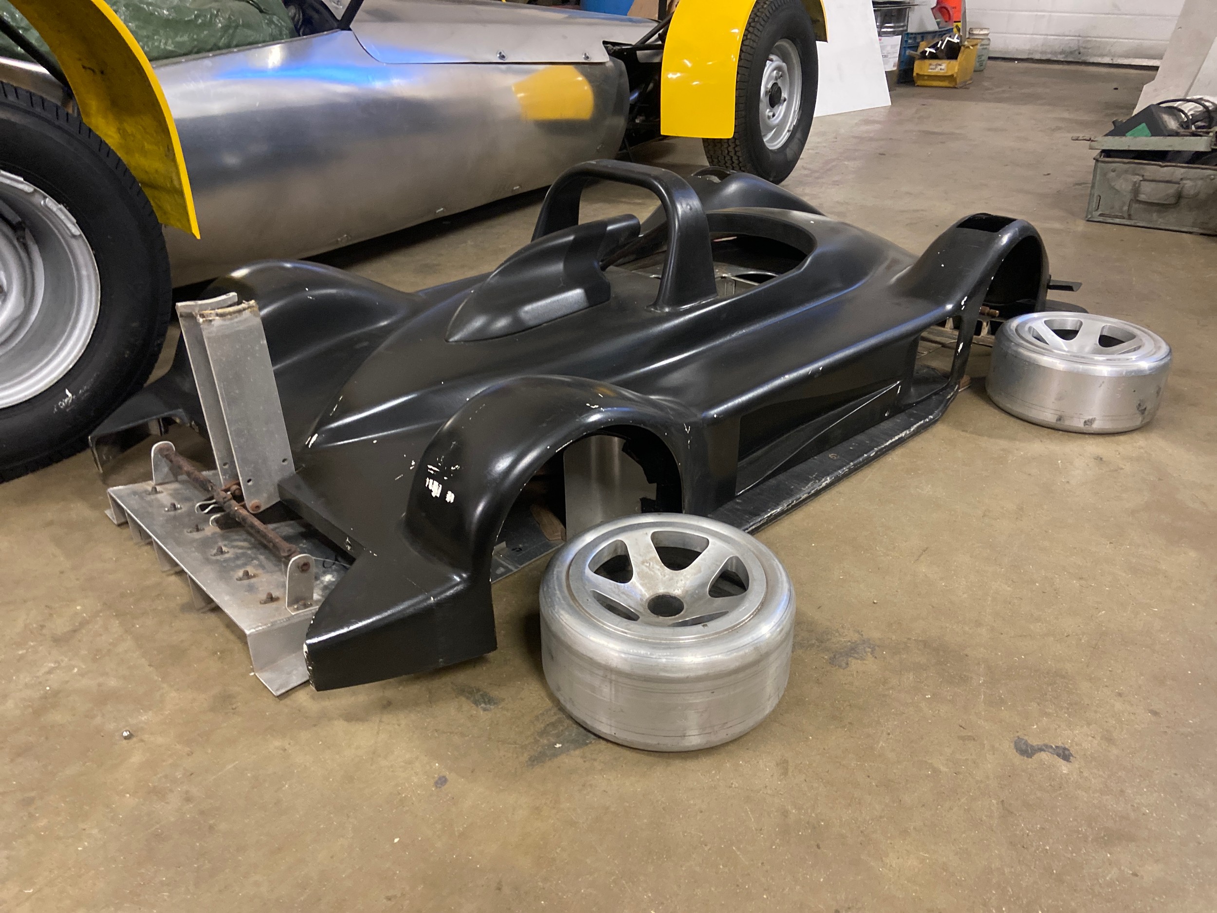 Original Pilbeam racing wind tunnel model of the MP91. Fibreglass body ...