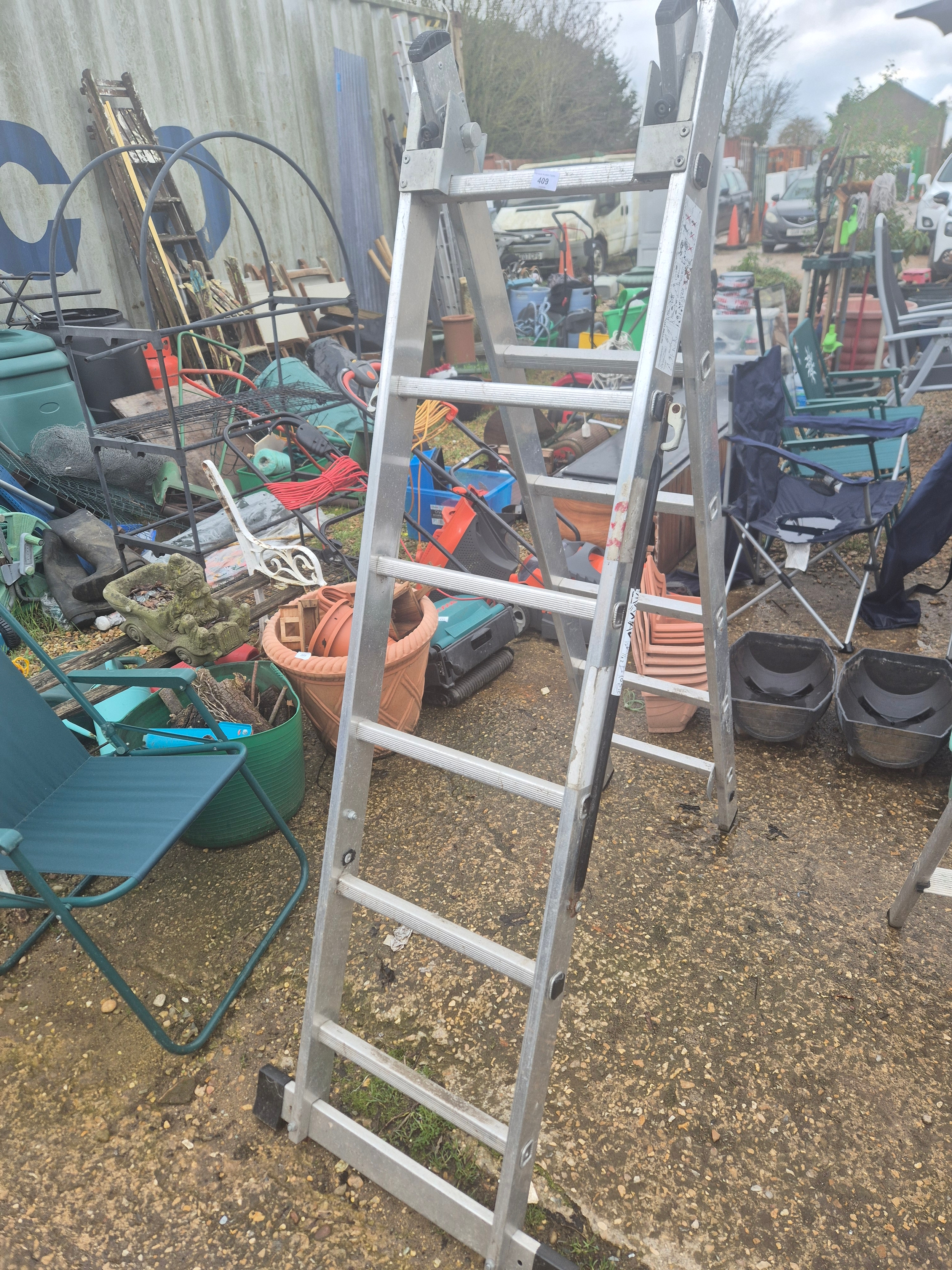 5 tread double sided decorators ladder