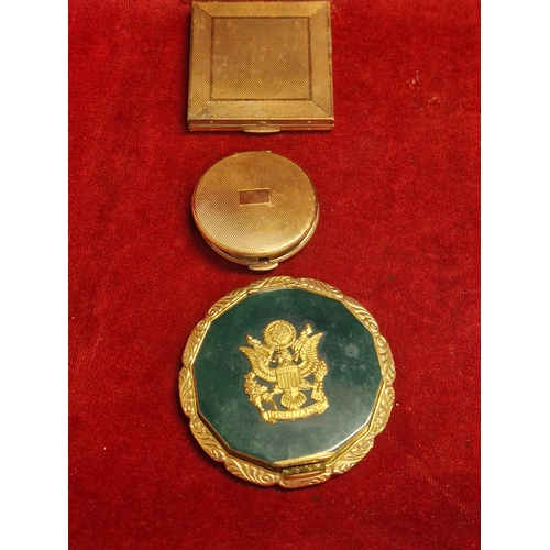 Selection of mixed compacts and gift boxes