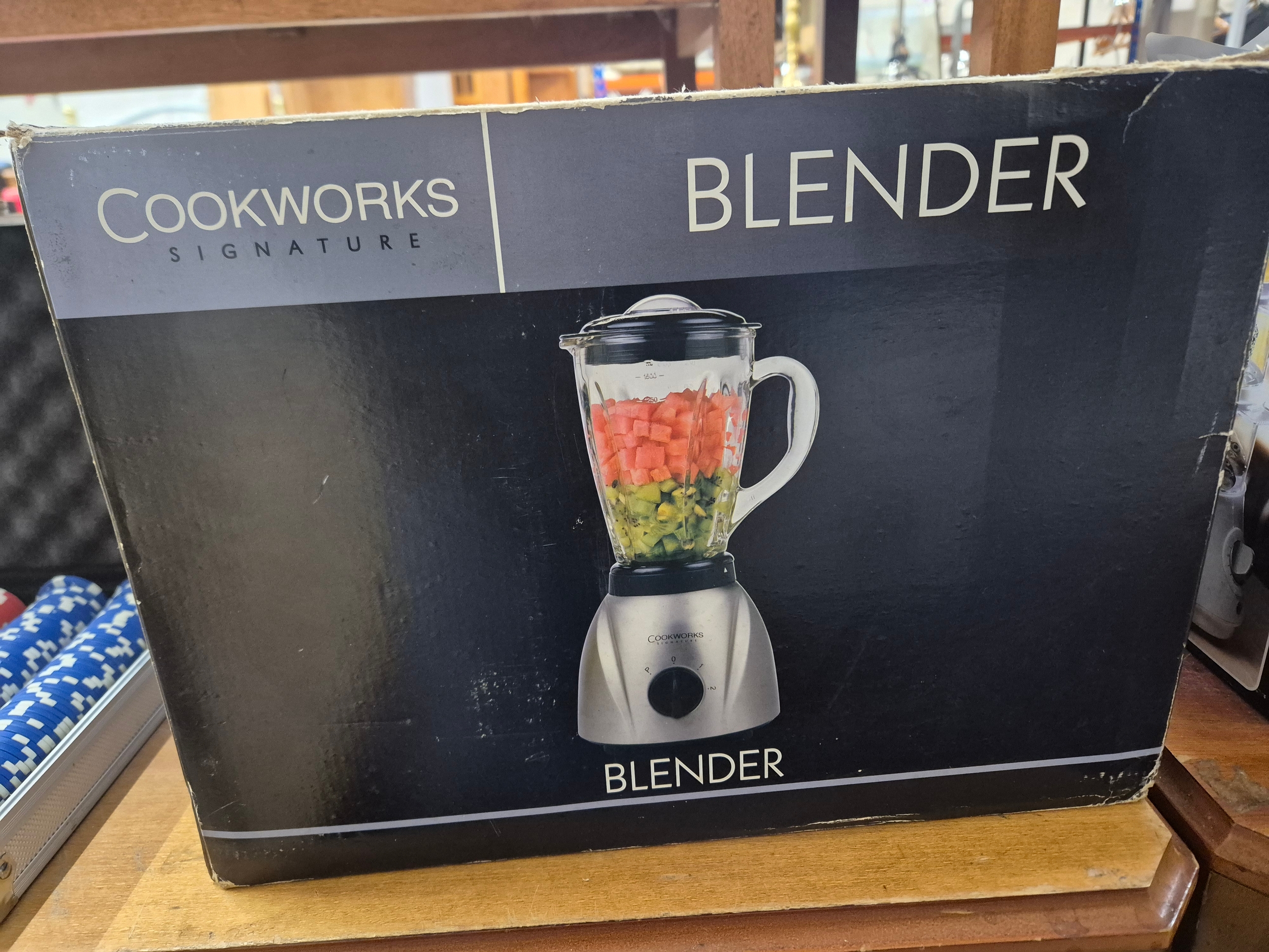 Cookworks signature blender, boxed