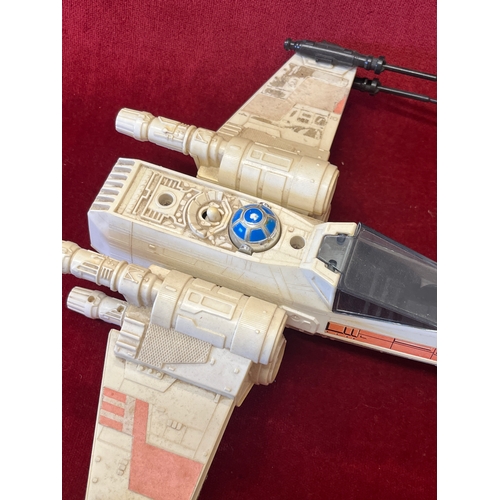 60 - Star Wars The Empire Strikes BAck battle damaged X Wing fighter with box