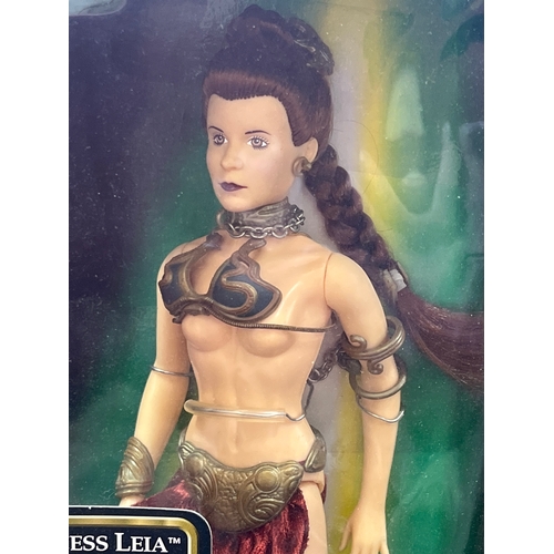 101 - Star Wars Princess Leia with chain boxed and unused