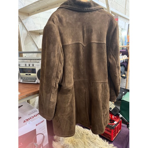 204 - Gents Sheepskin suede jacket (l-xl)