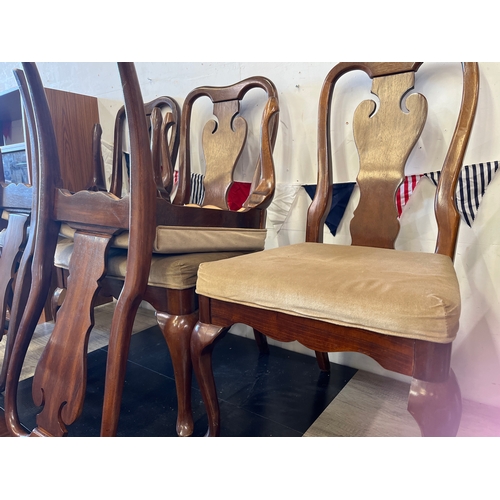 320 - Set of 6 Queen Ann style chairs  with cushioned seats