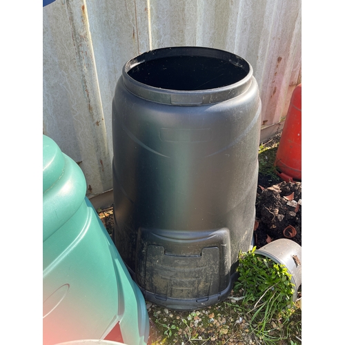 485 - 2 compost bins and a water butt