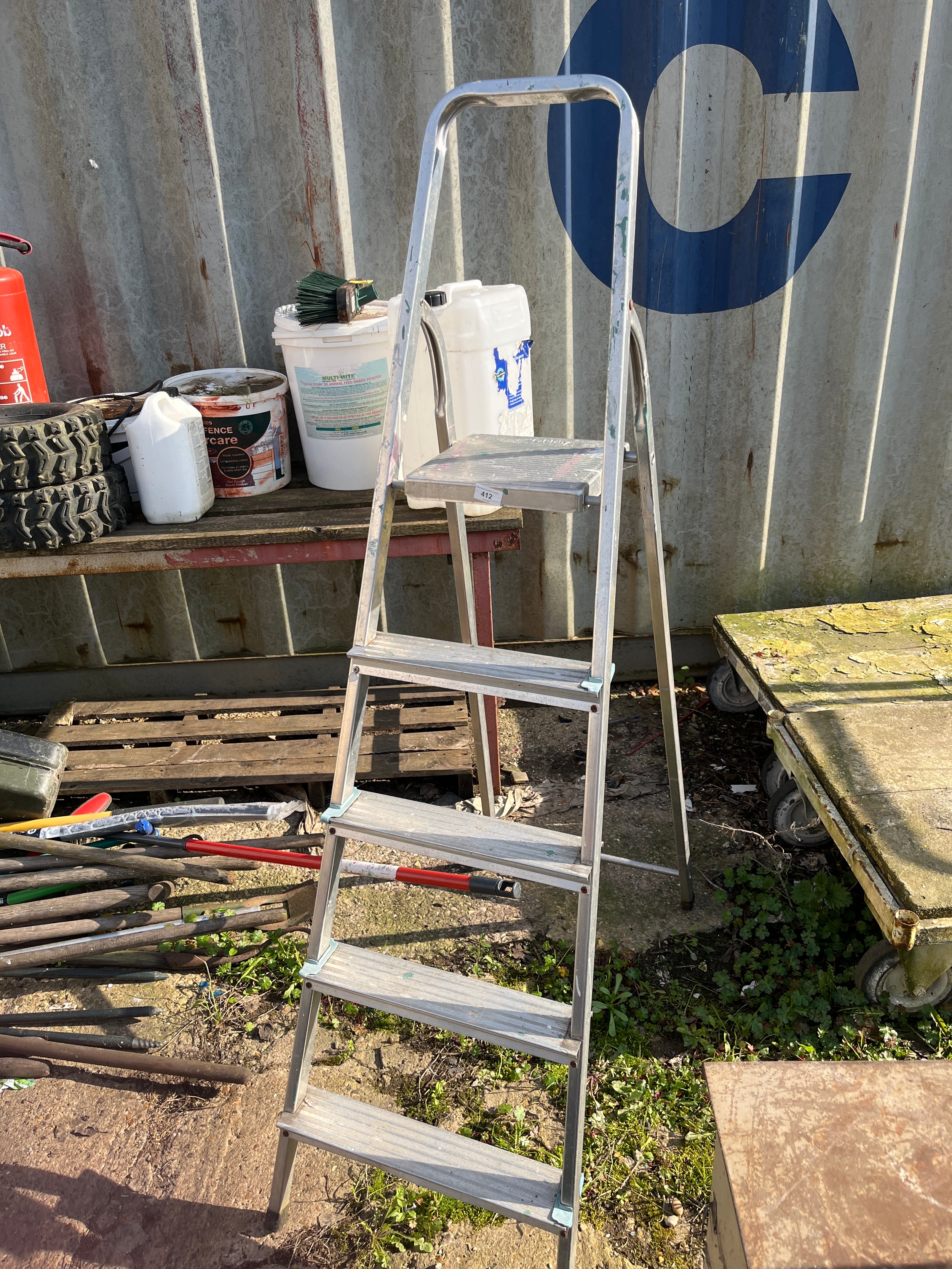 Aluminium decorators ladder