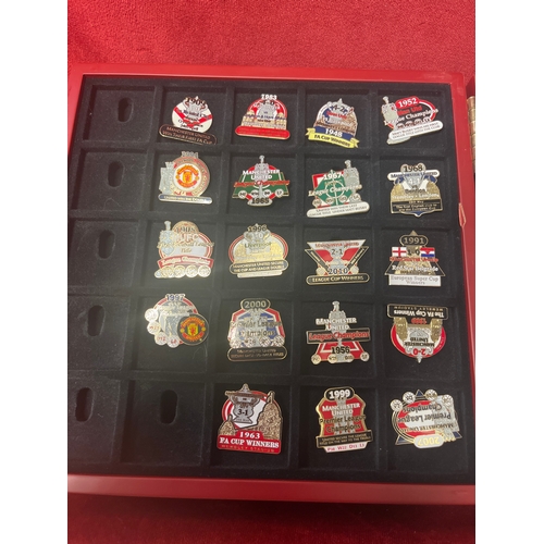 52 - Manchester United Victory Pin collection , 44 badges Danbury mint (6  missing badges available). Dra... 