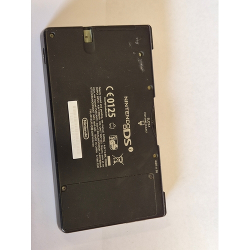 27 - Black Nintendo DS handheld console with Mahjong 300 game card