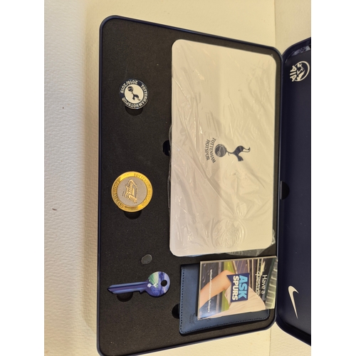 Tottenham Hotspur gift pack