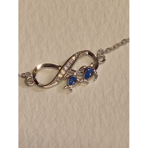 41 - Pretty little bracelet with blue stones marked 925