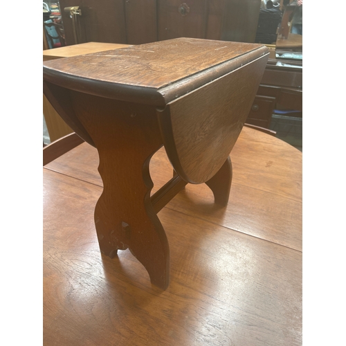 299 - Small solid oak drop leaf side table
