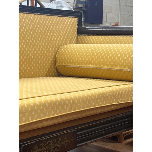 341 - William IV Empire Style Settle, Carved detail to the back panels above with marquetry inlay.
Upholst... 