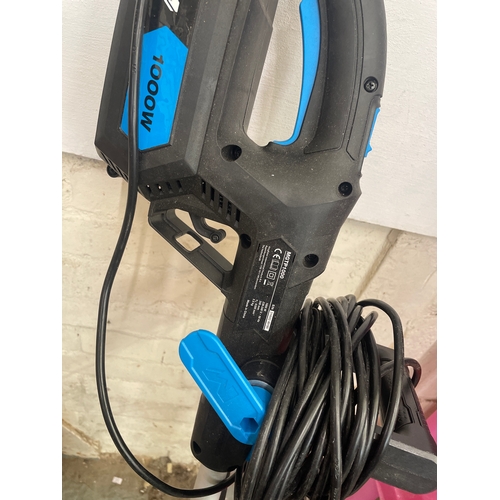 211 - Mac Allister MGTP1000 1000W electric grass trimmer with a 35cm cutting width