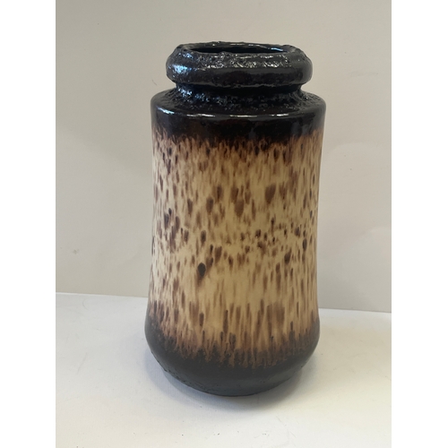 Lot 19        