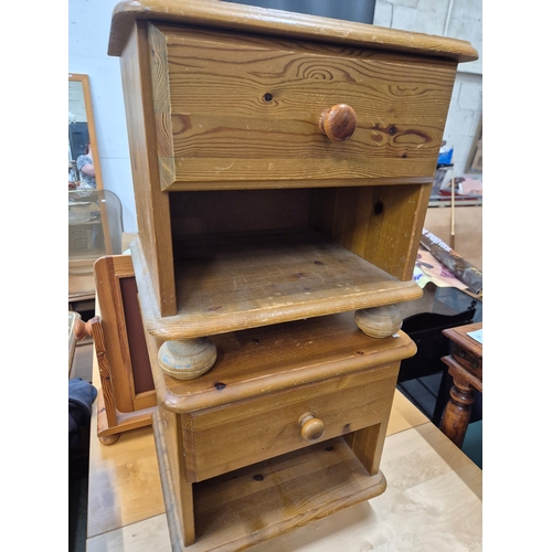 406 - Pair of pine single drawer bedsides