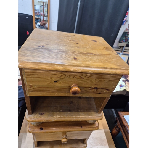 406 - Pair of pine single drawer bedsides