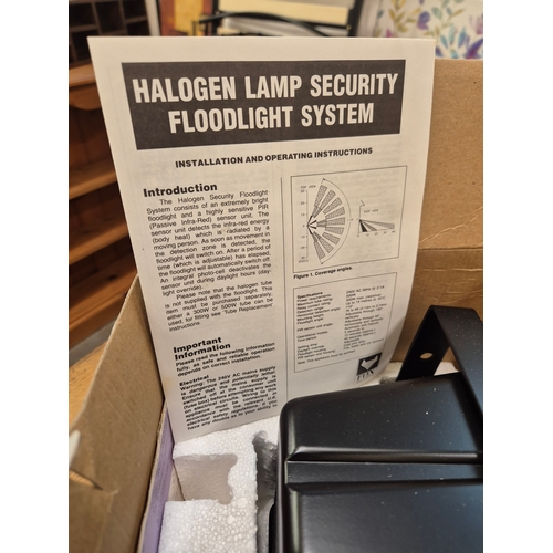 413 - Halogen lamp security floodlight system